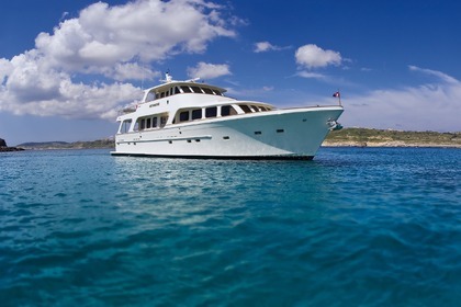 Hyra båt Motorbåt Luxury Yacht 24m Msida