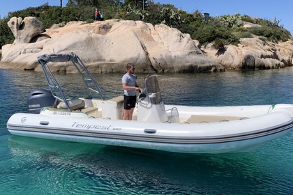 Verhuur Motorboot Capelli Capelli Tempest 650 Les Issambres