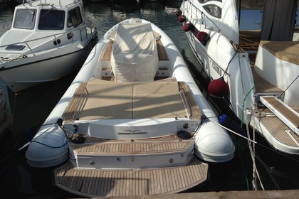 Noleggio Gommone Magazzu M11 Coupè Messina