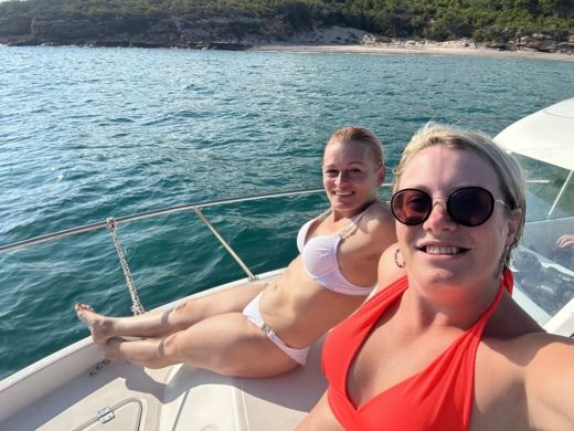 Hospitalet del Infante Motorboat Beneteau Antares 710 alt tag text