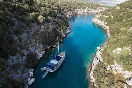 Rental Gulet Traditional Gulet with a capacity of 8 people Ketch Demre