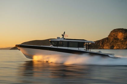 Hire Motorboat Technohull XPD Laurium
