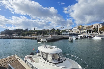 Charter Motorboat Quicksilver 640 Pilothouse Funchal