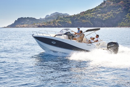 Rental Motorboat Quicksilver Activ 755 Sundeck Platja d'Aro