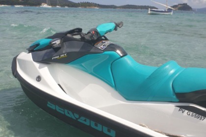 Noleggio Moto d'acqua BRP Seadoo GTI 170 cv La Londe-les-Maures