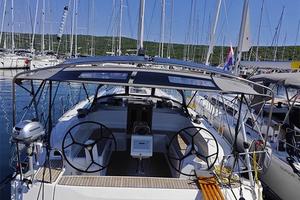 Ενοικίαση Ιστιοπλοϊκό σκάφος Bavaria Yachtbau Bavaria Cruiser 46 - 4 cab. Punat