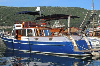 Miete Motorboot Princess V52 Triest
