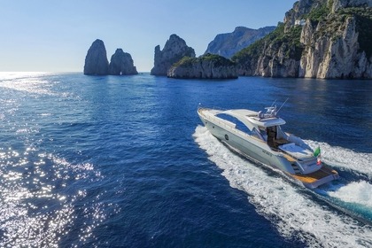 Hire Motor yacht Aicon Aicon 72 SL Positano