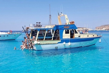 Charter Motorboat Customboat 15 mt Lampedusa