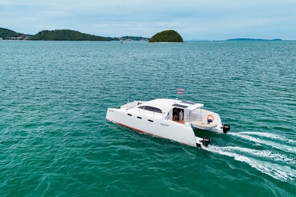 Charter Catamaran Stealth 38 ft Phuket