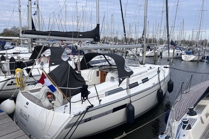 Verhuur Zeilboot Bavaria 32 Cruiser IJsselmeer