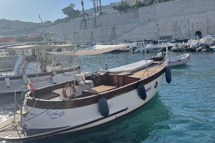 Noleggio Barca a motore Di baia Gozzo Pascià Castro Marina