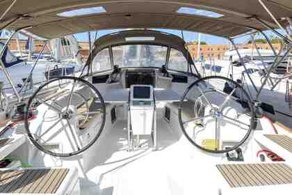 Alquiler Velero Jeanneau Sun Odyssey 419 Santa Cruz de Tenerife