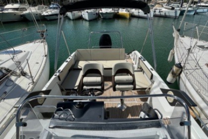 Miete Motorboot BENETEAU Flyer 7.7 SUNdeck Cogolin