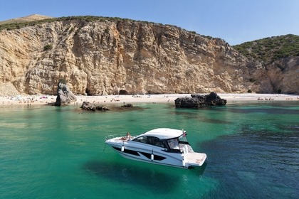 Aluguel Lancha BENETEAU GRAN TURISM 32 Sesimbra